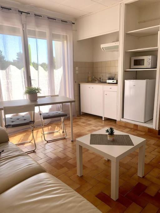La Garde : Joli Studio Dans Residence المظهر الخارجي الصورة
