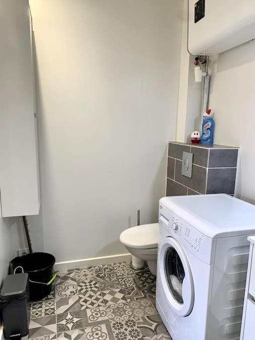 La Garde : Joli Studio Dans Residence المظهر الخارجي الصورة