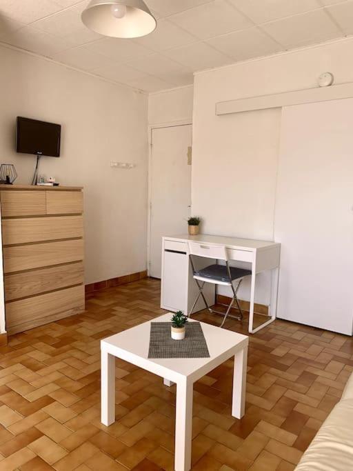 La Garde : Joli Studio Dans Residence المظهر الخارجي الصورة